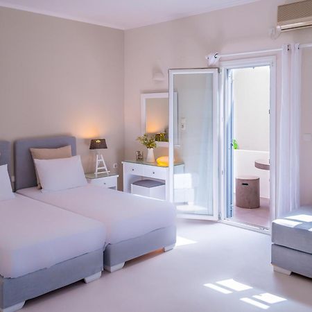 Milos Bay Suites Adamantas  Exterior foto