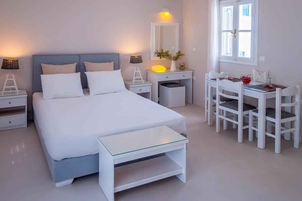 Milos Bay Suites Adamantas  Zimmer foto
