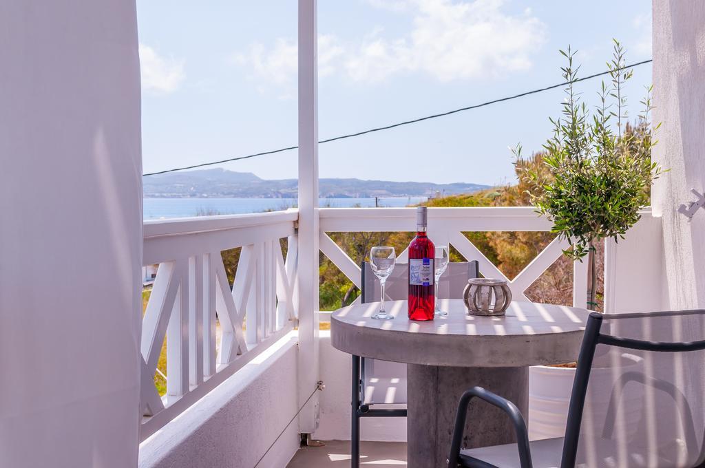 Milos Bay Suites Adamantas  Zimmer foto