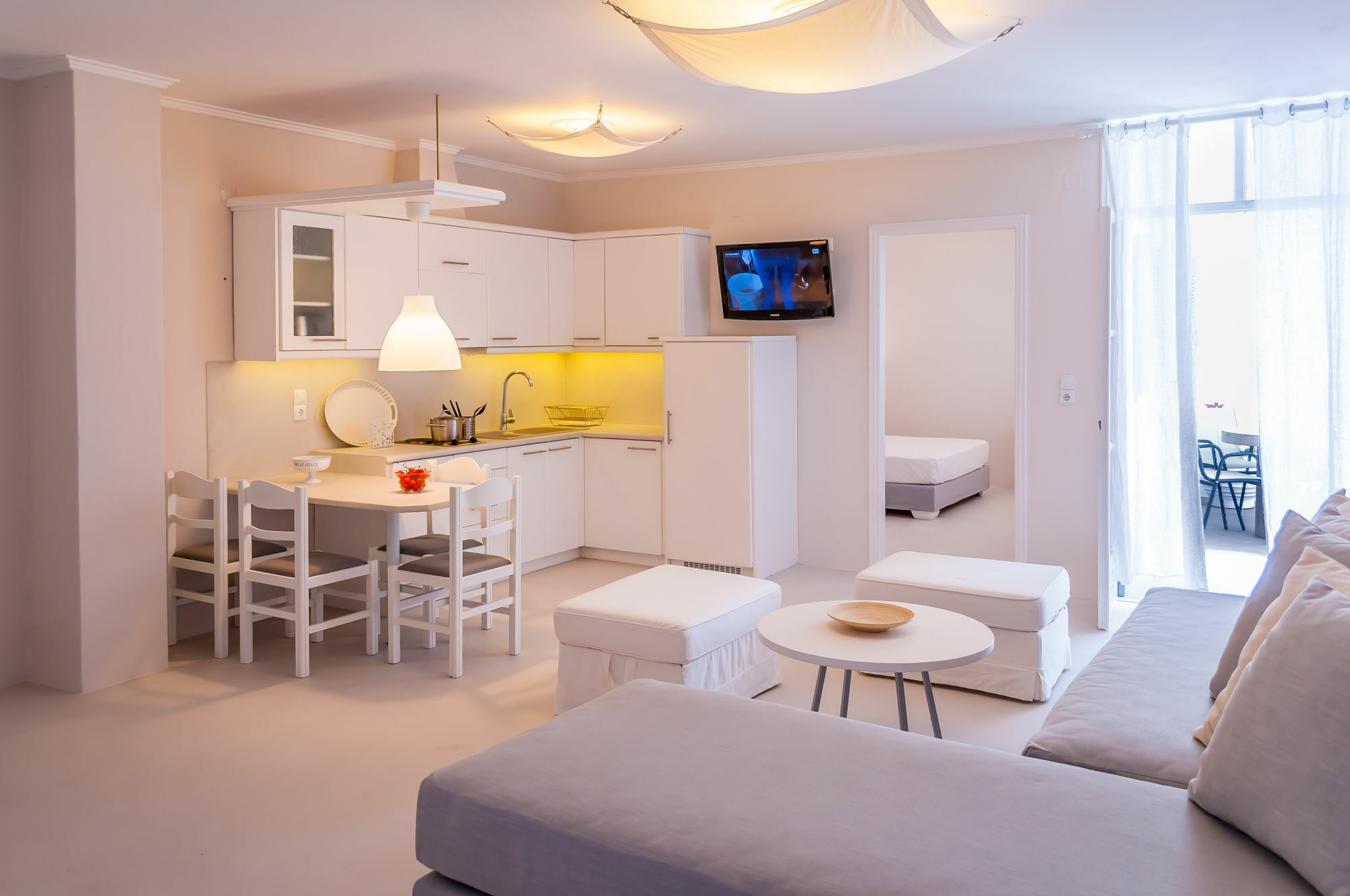 Milos Bay Suites Adamantas  Exterior foto